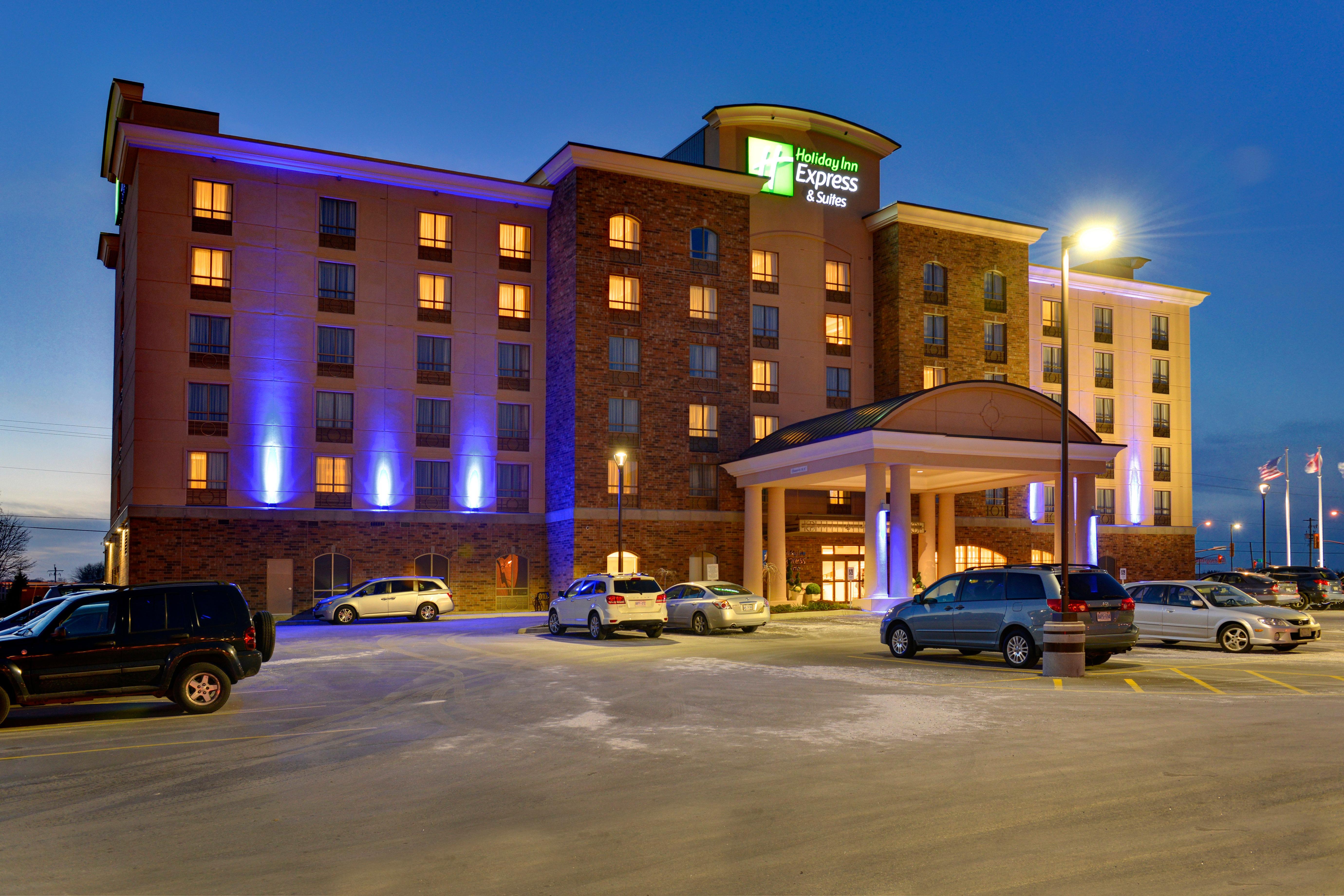 Holiday Inn Express Hotel & Suites Waterloo - St. Jacobs Area By Ihg Extérieur photo