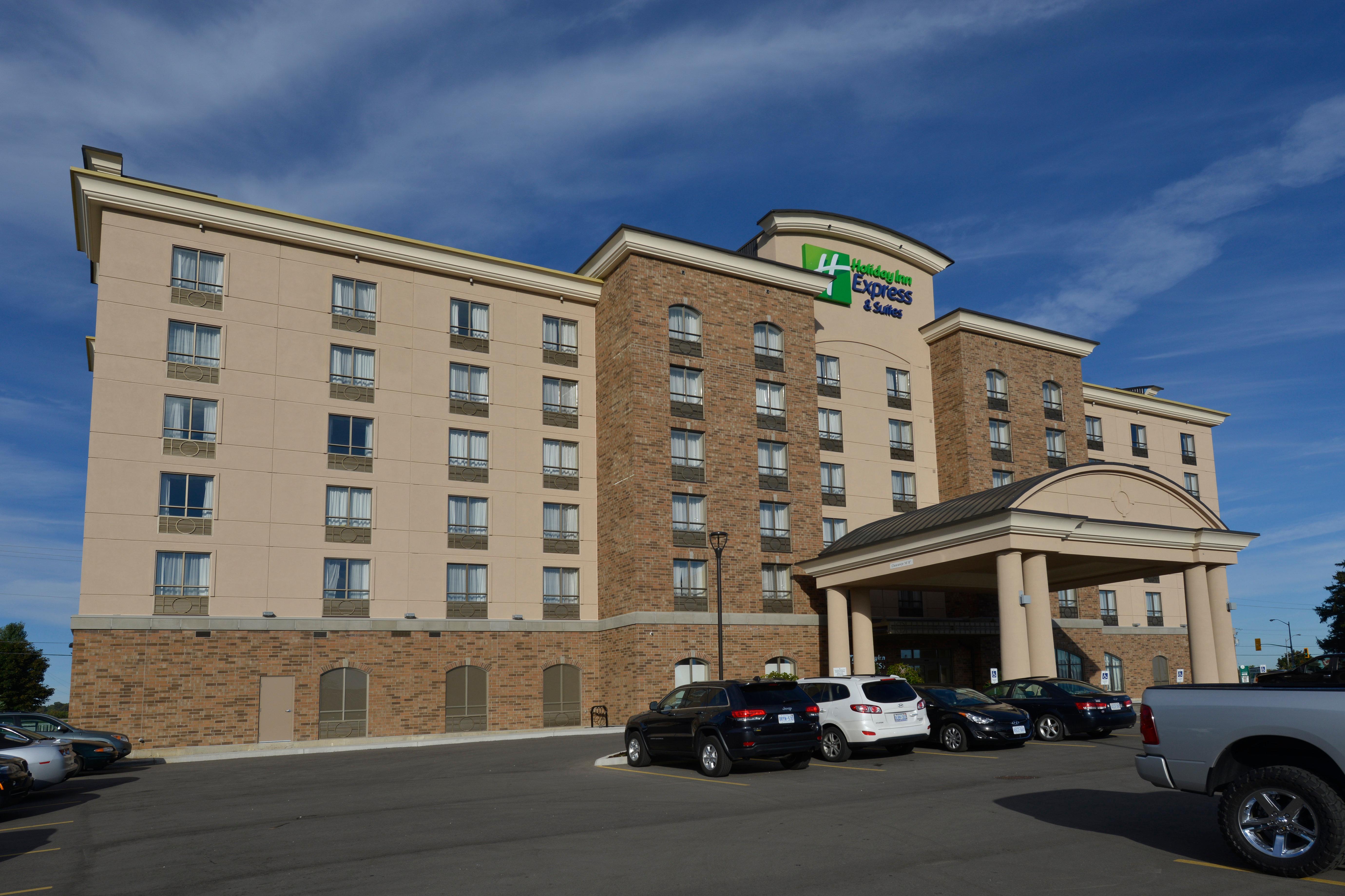 Holiday Inn Express Hotel & Suites Waterloo - St. Jacobs Area By Ihg Extérieur photo