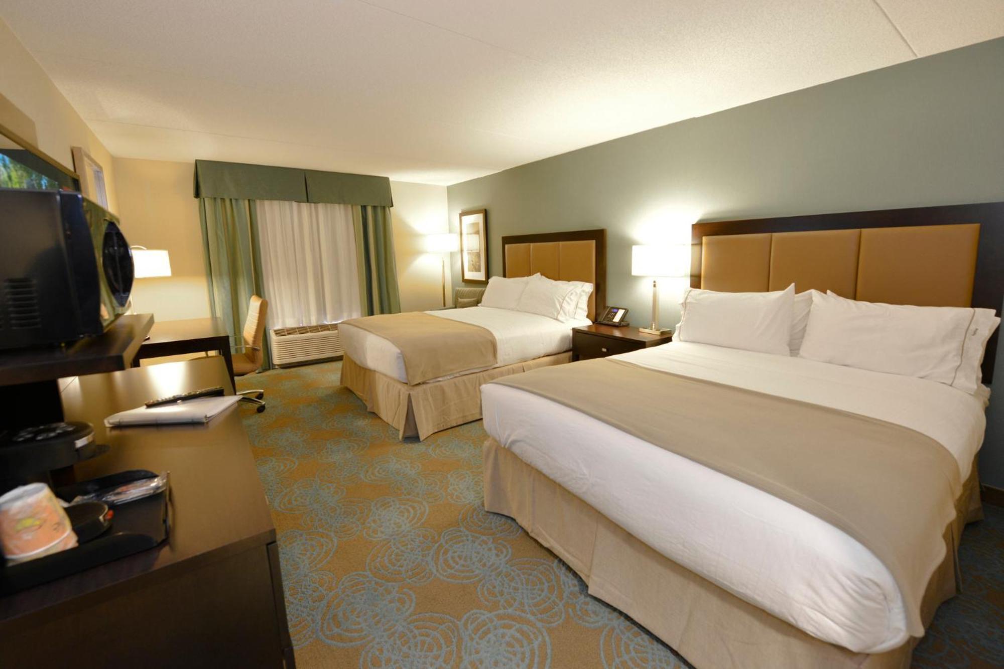 Holiday Inn Express Hotel & Suites Waterloo - St. Jacobs Area By Ihg Extérieur photo