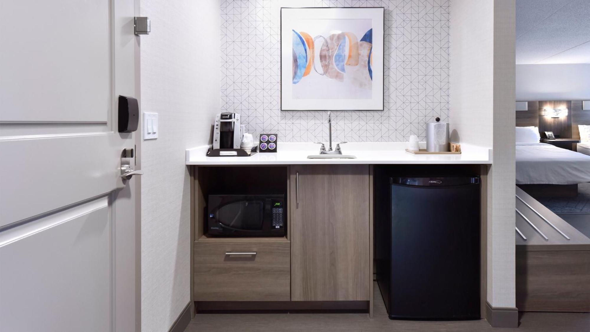 Holiday Inn Express Hotel & Suites Waterloo - St. Jacobs Area By Ihg Extérieur photo